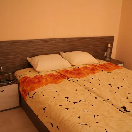 Rose Garden Ξενοδοχείο 4*