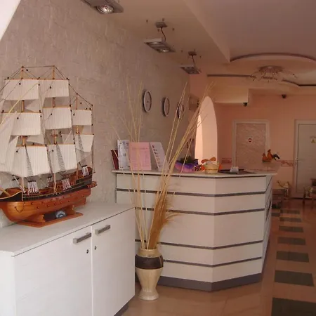 Rose Garden Ξενοδοχείο 4*