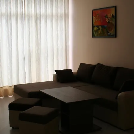 Ξενοδοχείο Rose Garden